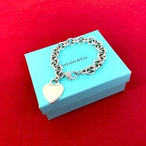 Tiffany & Co Heart Tag Chain Bracelet Bangle